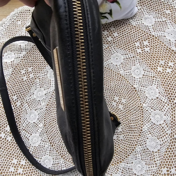 Marc Jacob's Crossbody Black Two Tone Hardware  purse - Picture 4 of 16